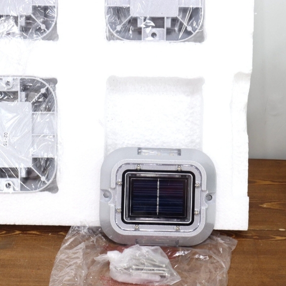 Solar Multi-Function Marker Lights - 4 Pack - Picture 5 of 5